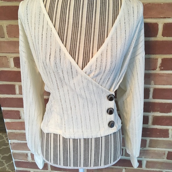 Zara Tops - 🌿Zara | Cream Knit Long Sleeve Crop Top